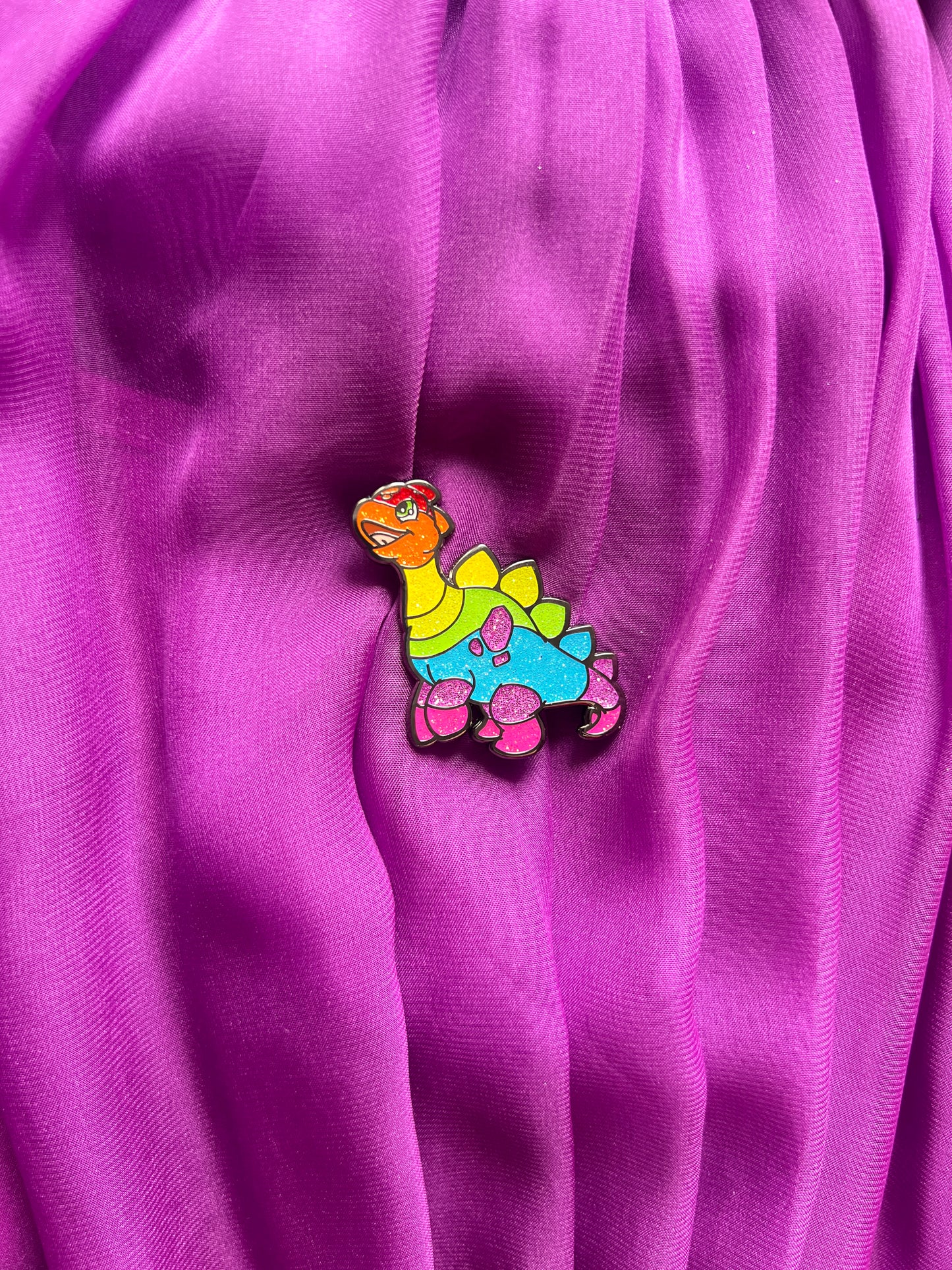 Chomby Pride Pin, Neopets