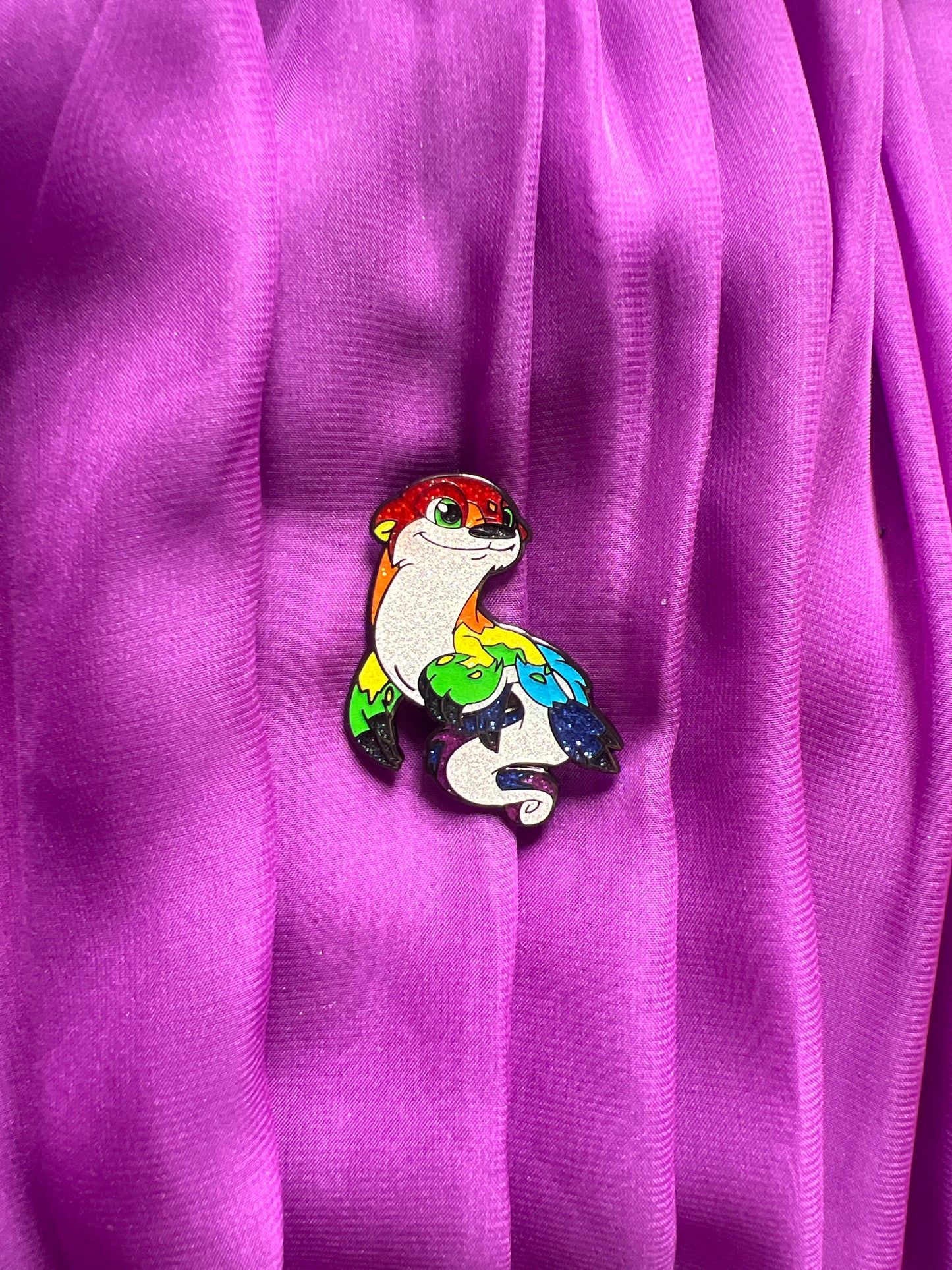 Lutari Pride Pin, Neopets